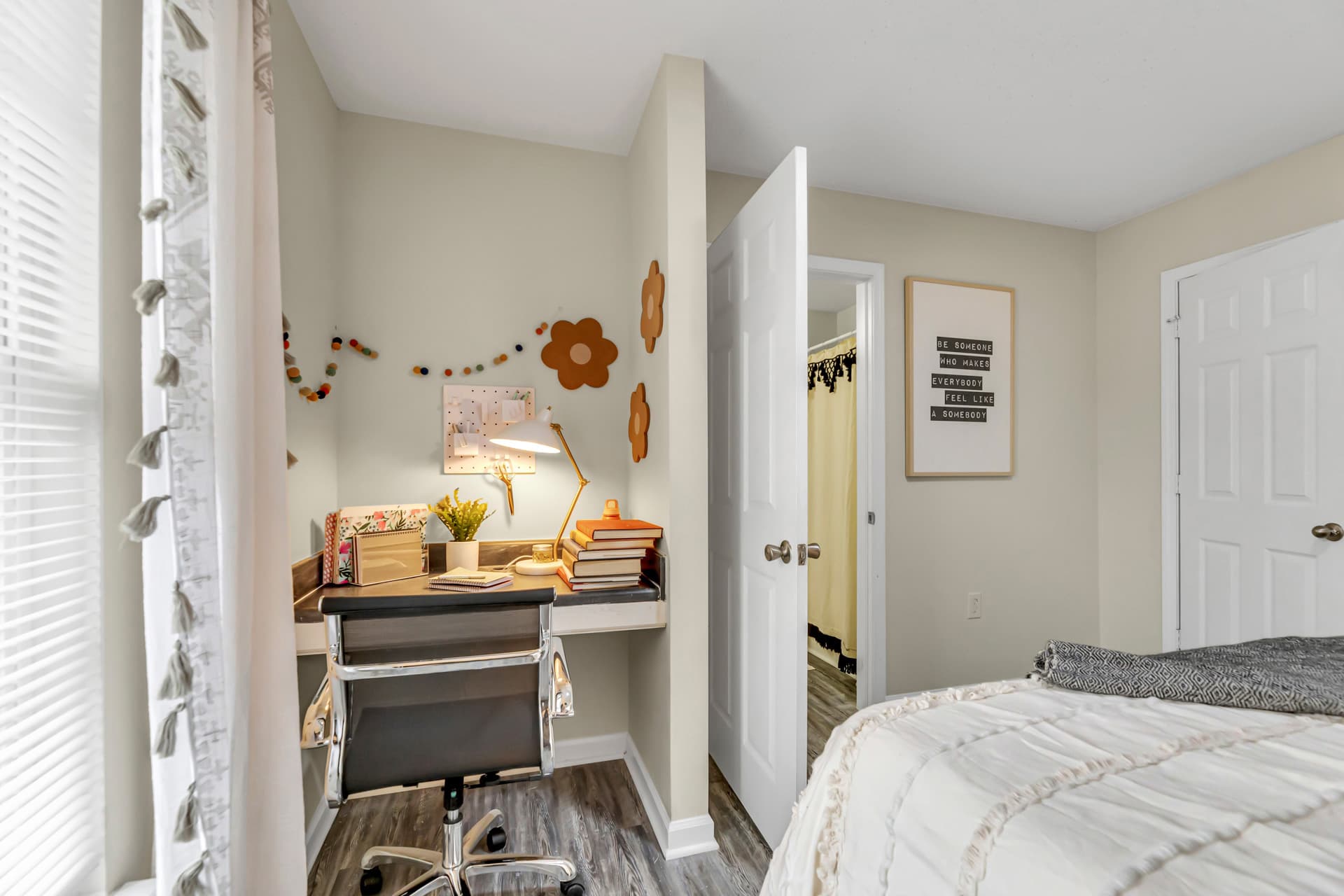 Bedroom-06-Spartan-Crossing-Greensboro-NC-11